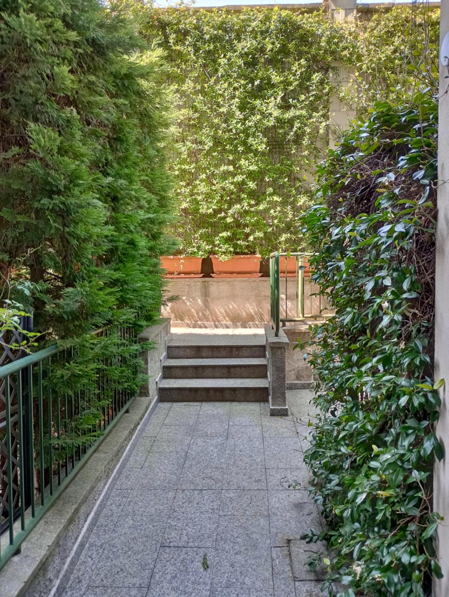 Casa Albertina Grazioso Appartamento Vicino Alla Stazione 蒙扎 外观 照片