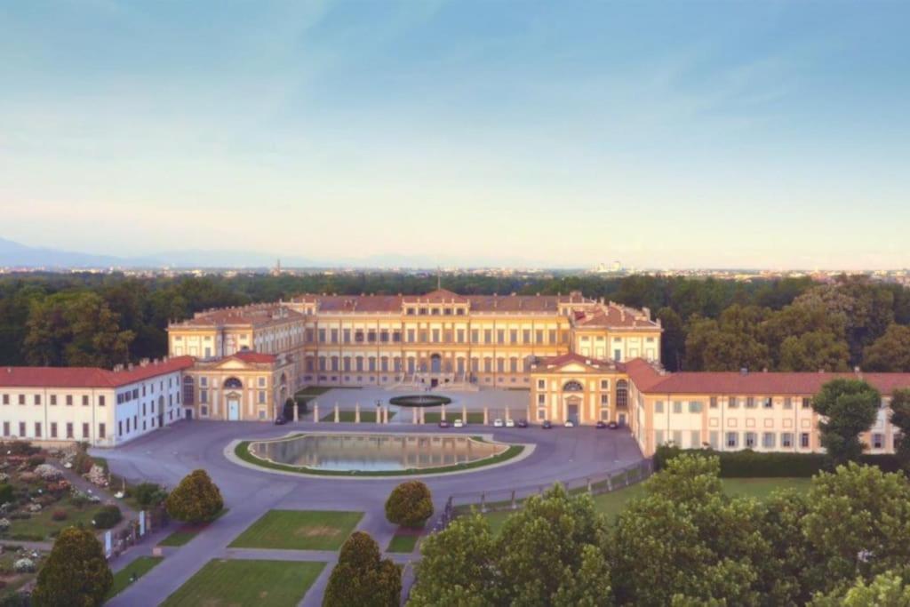 Casa Albertina Grazioso Appartamento Vicino Alla Stazione 蒙扎 外观 照片