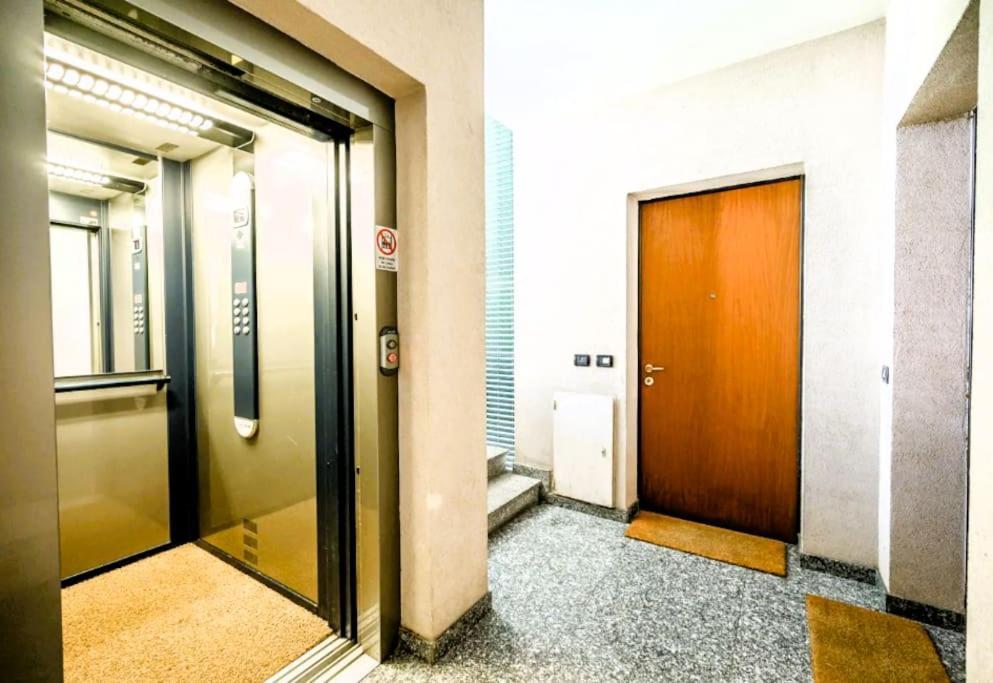 Casa Albertina Grazioso Appartamento Vicino Alla Stazione 蒙扎 外观 照片